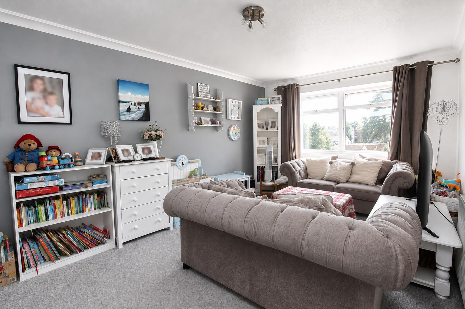 1 bed property in 10 Harcourt Avenue, Wallington